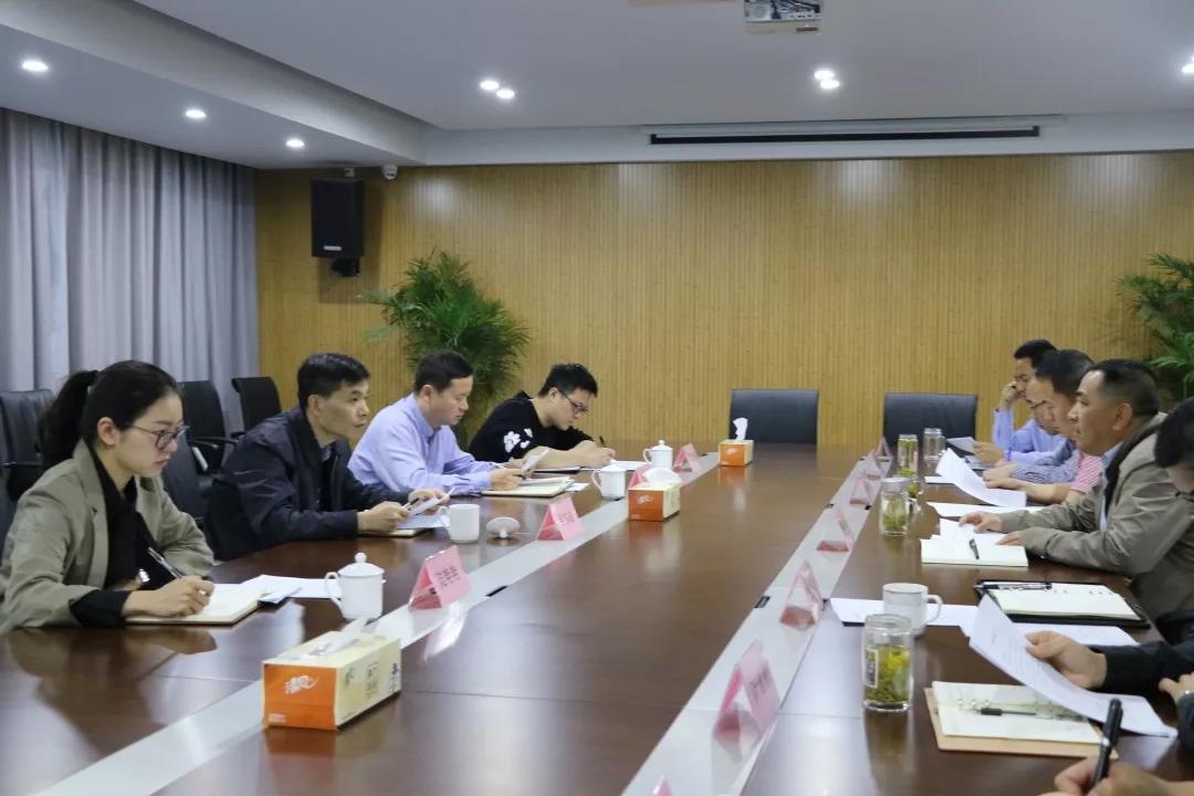 集團紀(jì)委書記盧偉成一行赴城建集團開展調(diào)研